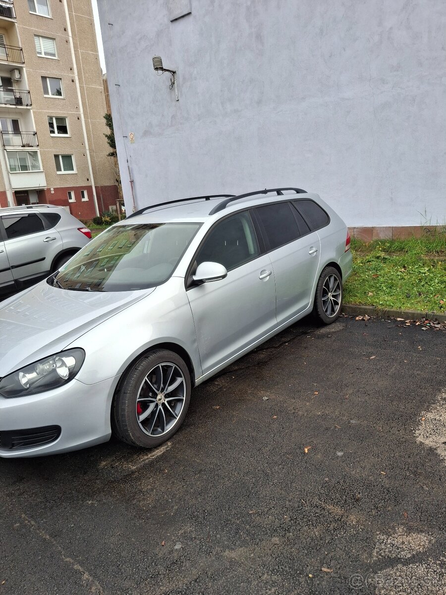 Volkswagen golf variant 1.6 TDI DSG - 4