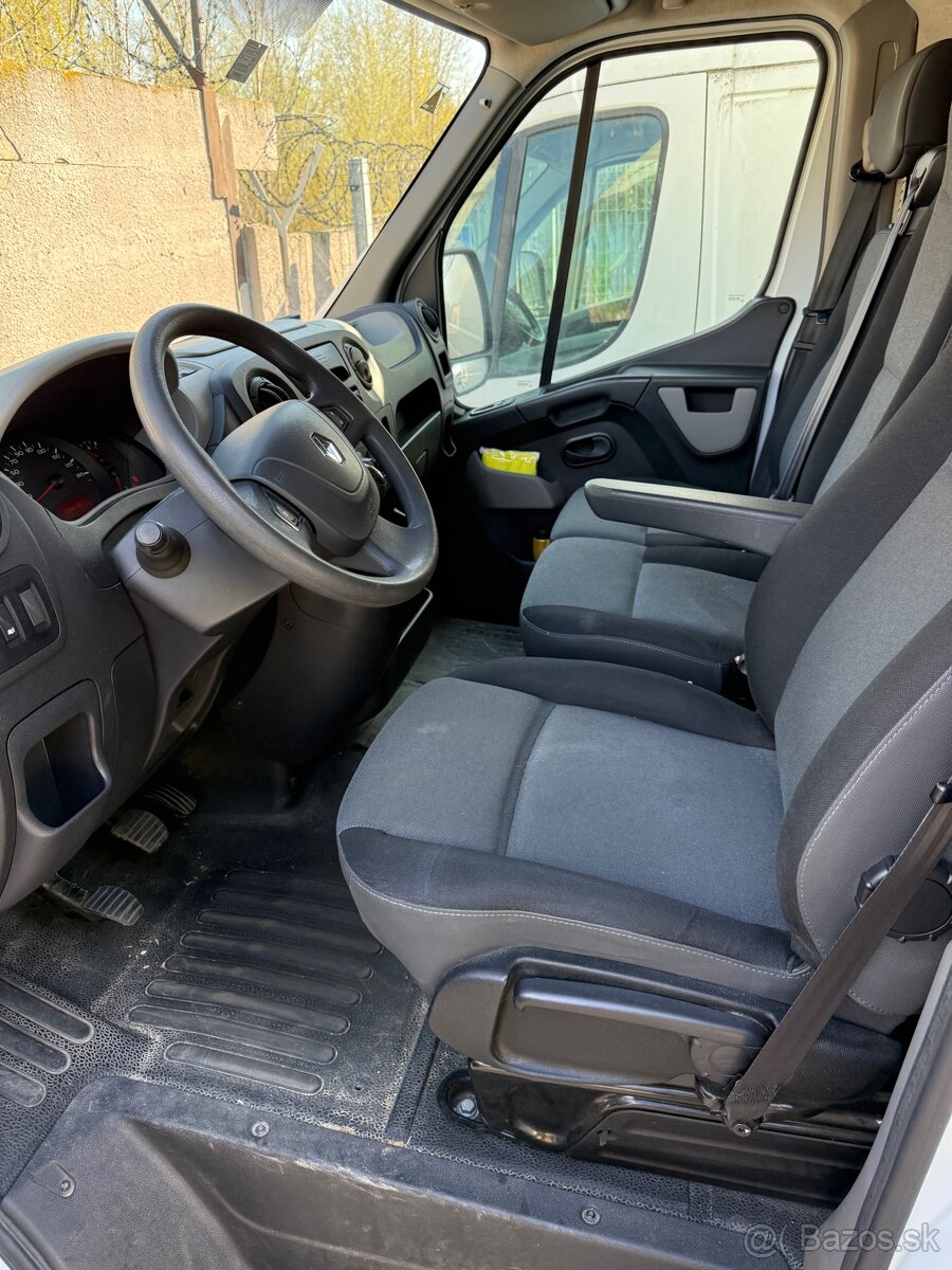 Prenájom dodávky Renault Master L2H2 - IHNEĎ VOĽNÉ - 4