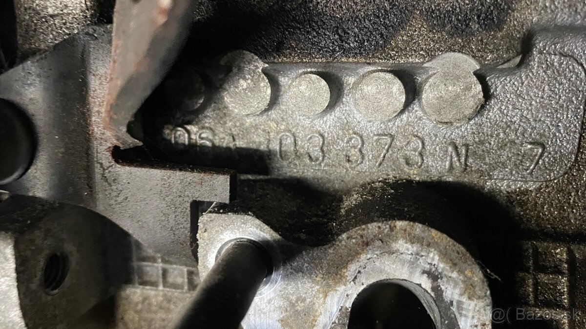 Hlava motora AZM 2.0 benzín 85kw - 4