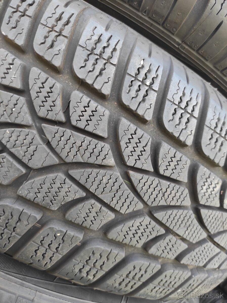 Zimna sada Audi Q3 16" 5x112 215/65 R16 - 4