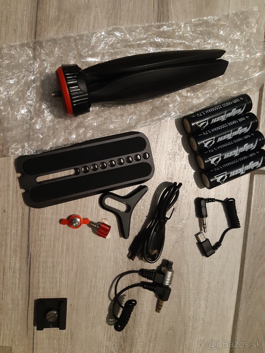 Stabilizátor-gimbal FeiyuTech A2000 - 4