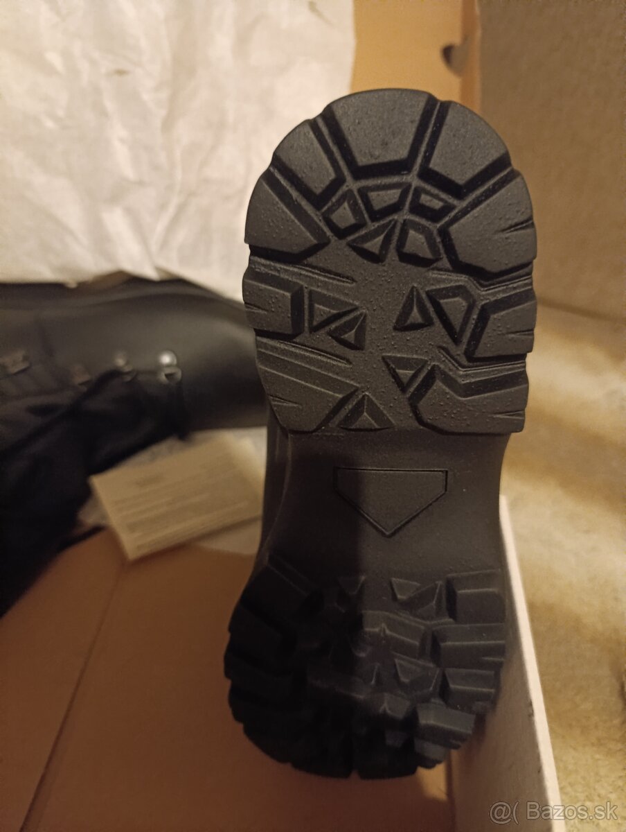 Predám KANADY č.28/270 - 4