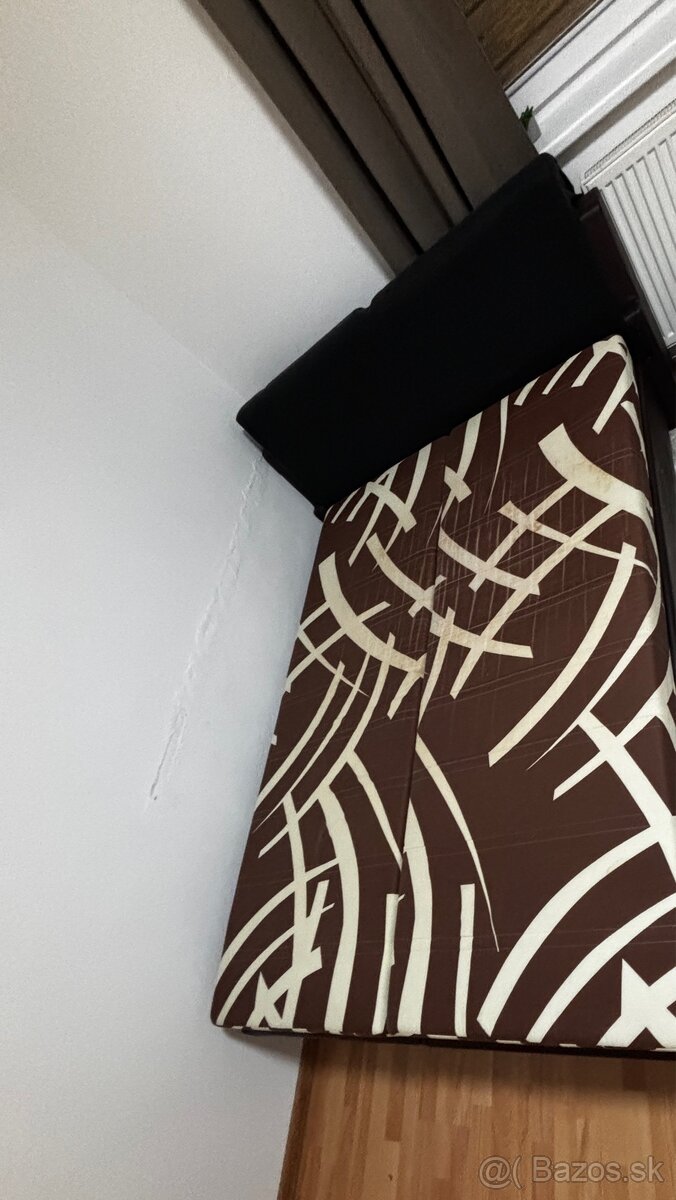 Manželská posteľ - 4