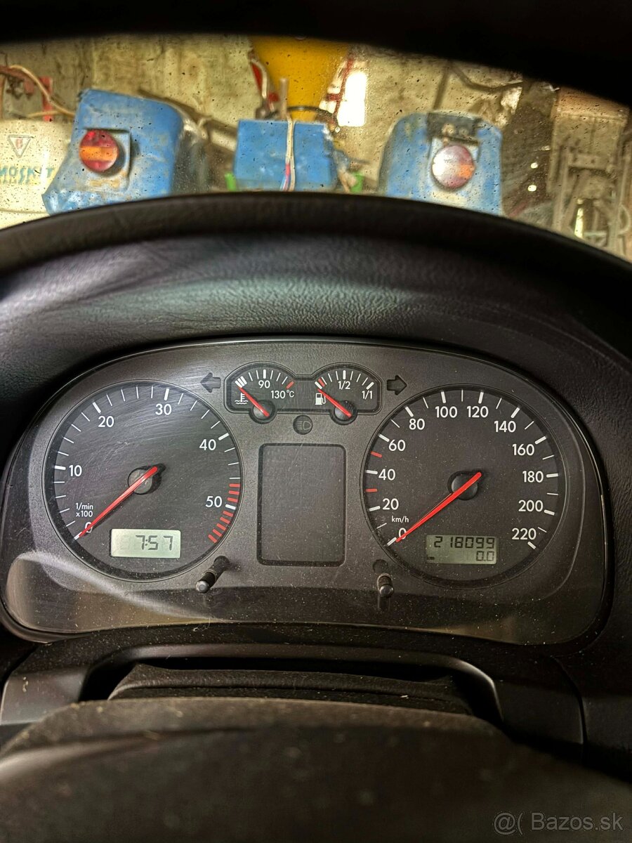 predam vw Golf 4 1,9TDi - 4