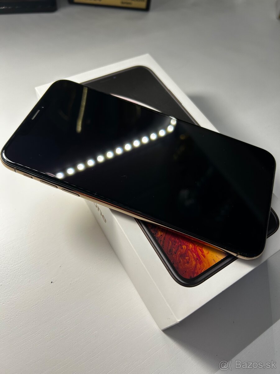 Predám iPhone XS Max - 4