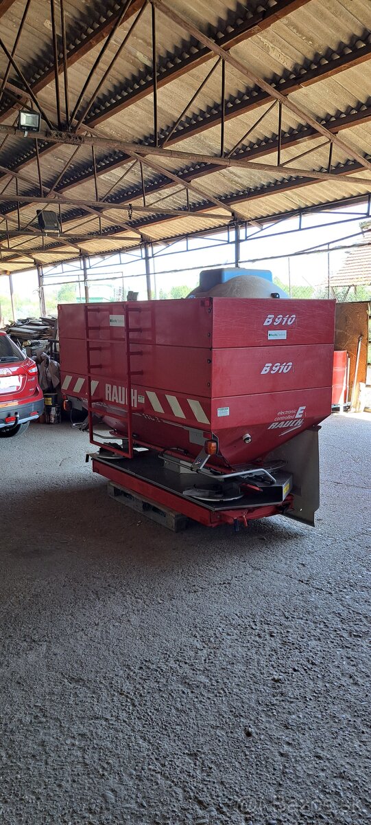 Rauch Kuhn AXERA M1102 - 4