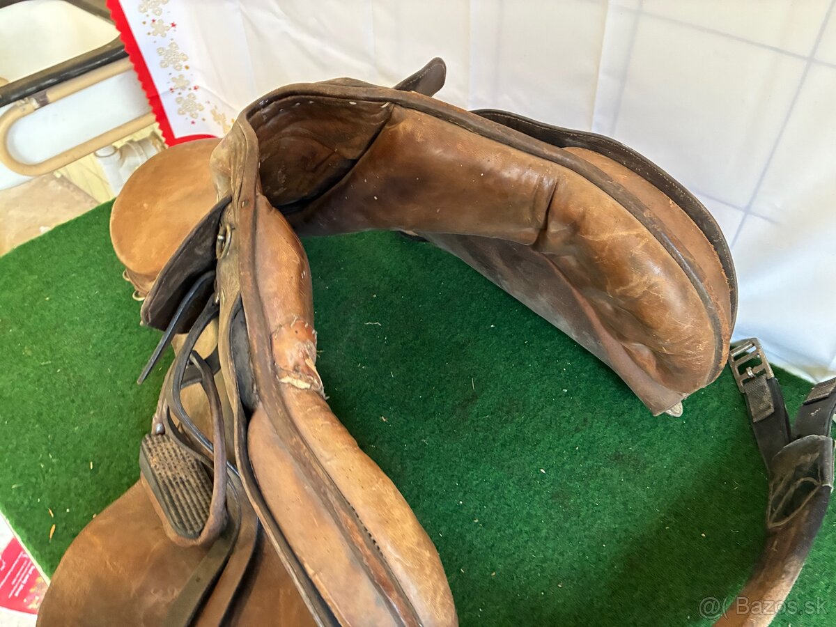Staré jazdecké sedlo - 4