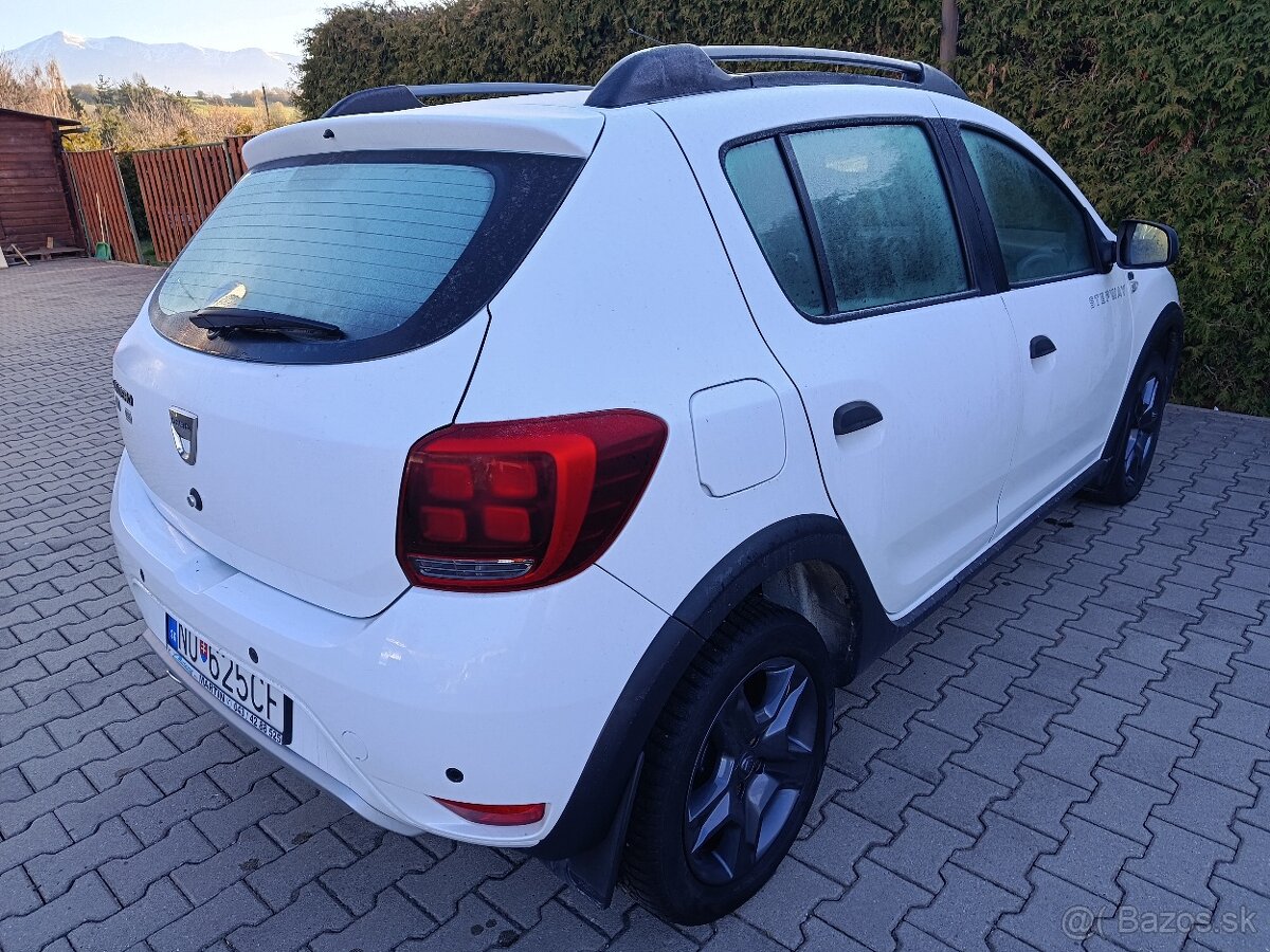 Dacia Sandero Stepway - 4