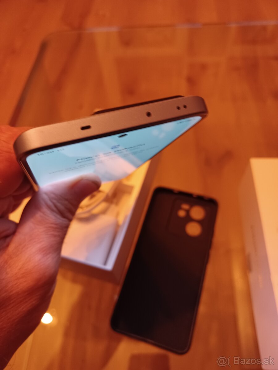 Predám alebo vymením Xiaomi 13T Pro 12/512 GB - 4
