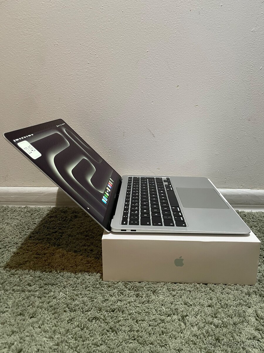 Predám MacBook Air 2020 - 4