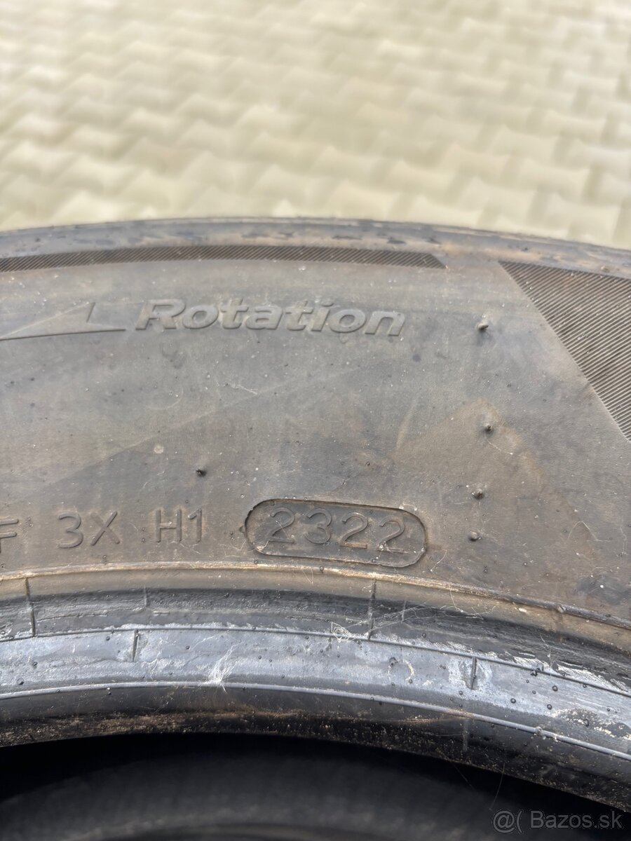 225/60 r18 zimné pneu - 4