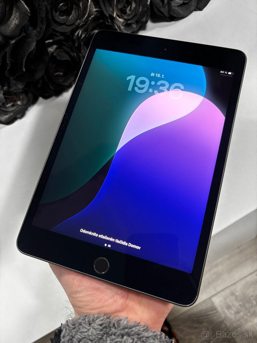 Apple iPad mini 5 (2019) A2133 - 4