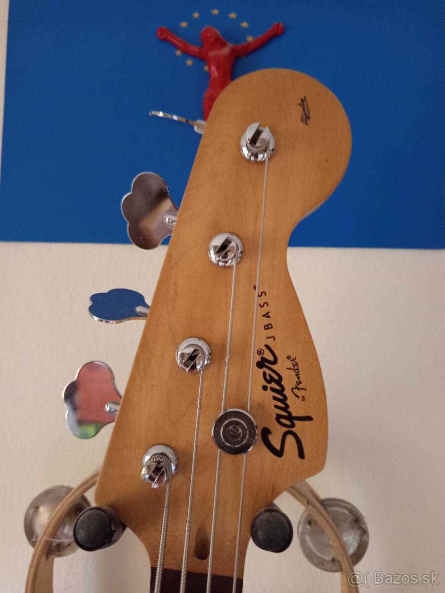 basgitara Squier by Fender Jazz Bass (Affinity)+ púzdro - 4