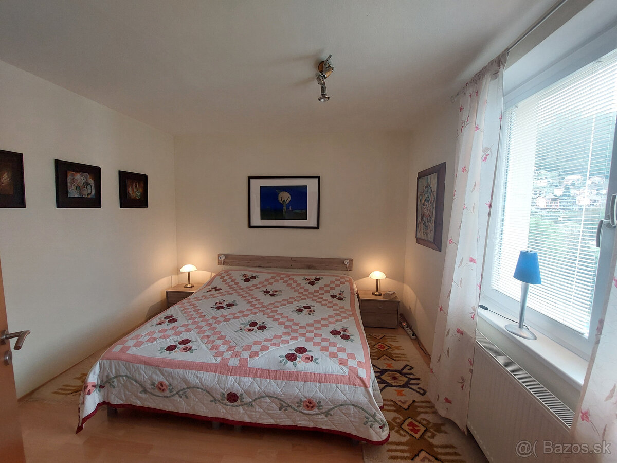 EXLUZÍVNE ponúkame na predaj 3 izbový byt v Trenčianskych Te - 4