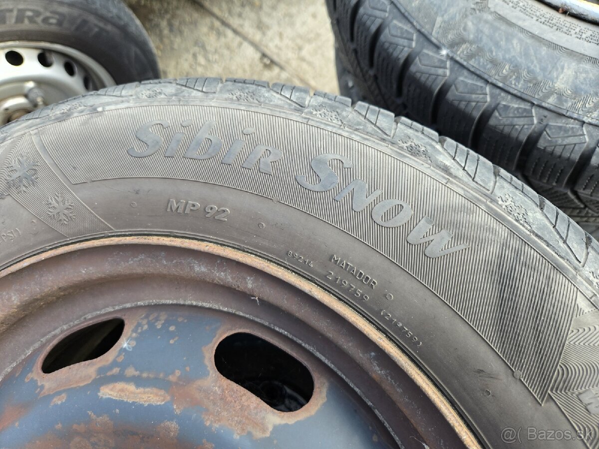 Plechové disky 4x108 + zimné pneu 195/65r15 - 4