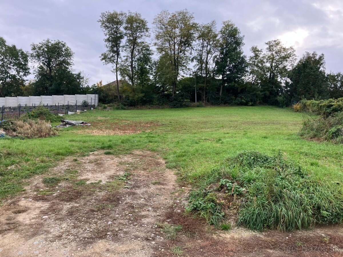 Na predaj ponúkame stavebný pozemok v Suchej nad Parnou - 4