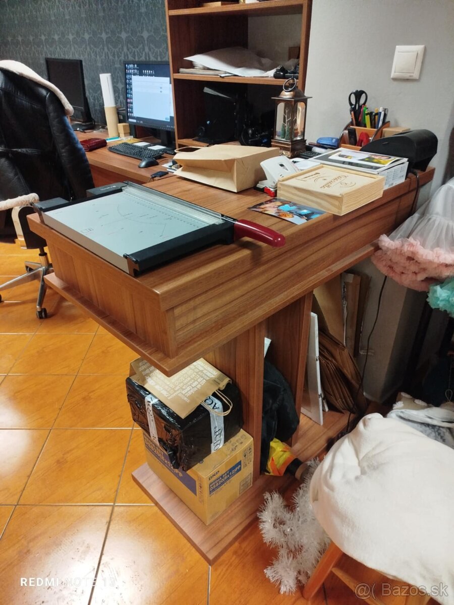 Predám stoly, police - 4