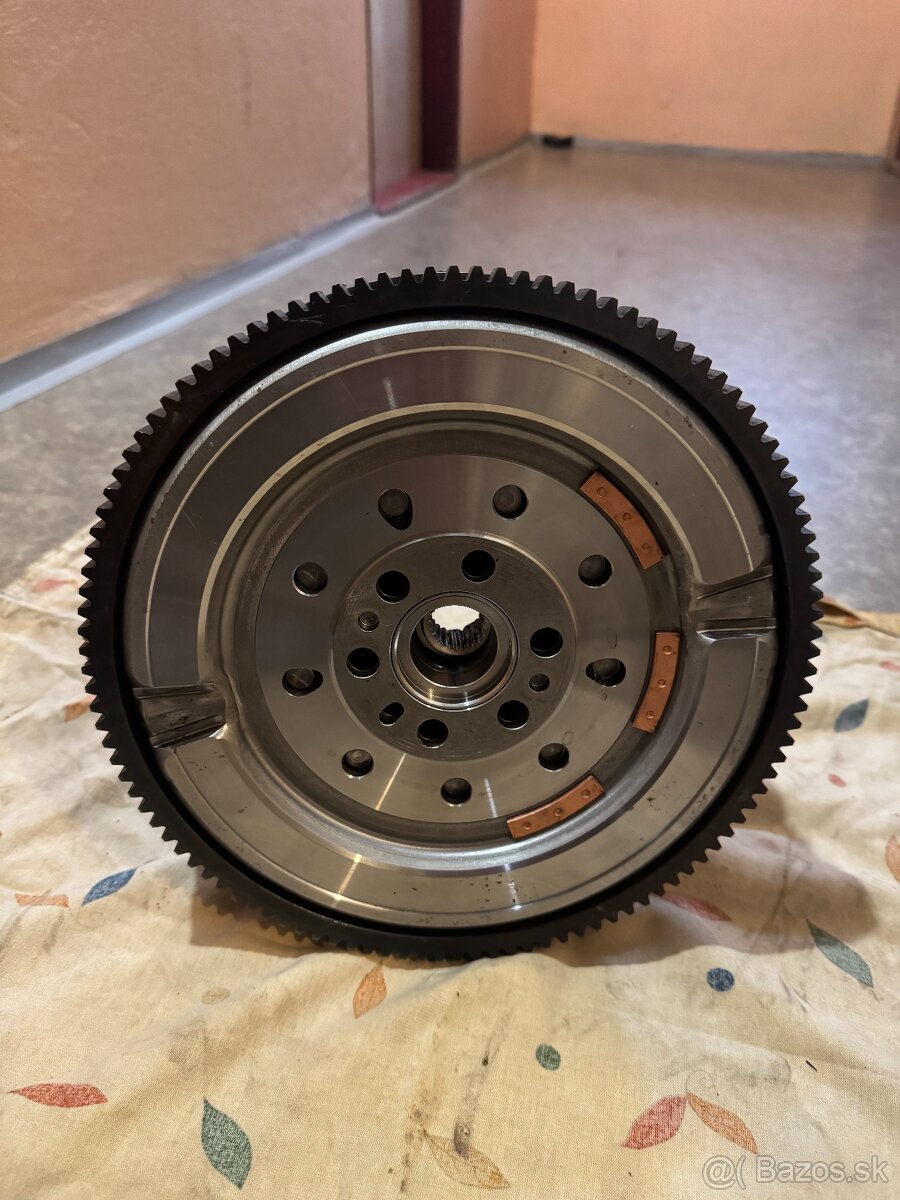 Zotrvačník + spojka Alfa Romeo 159 - 4