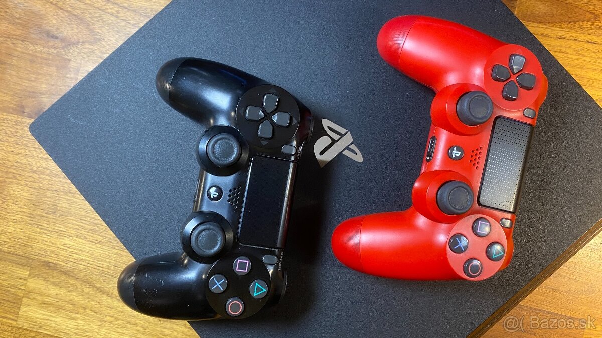 PlayStation 4 PRO 1TB - 4