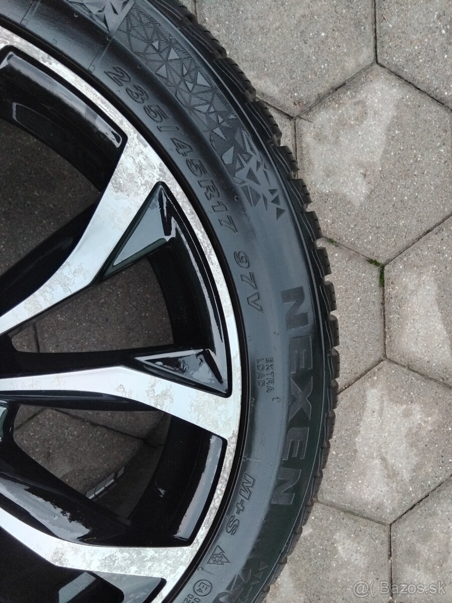 Disky s pneumatikami 235/45 R17 zimné - 4