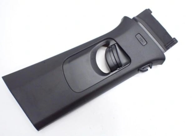 Seat Tarraco-kryty stlpikov - 4