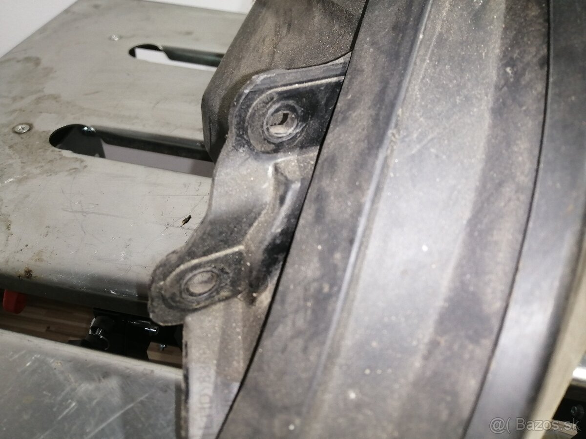 kia sorento predne svetlo ľave - 4