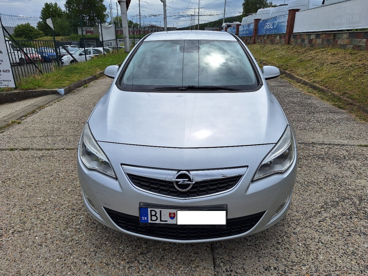Opel Astra Sport 1,7 CDTi - nová TK, EK - 4