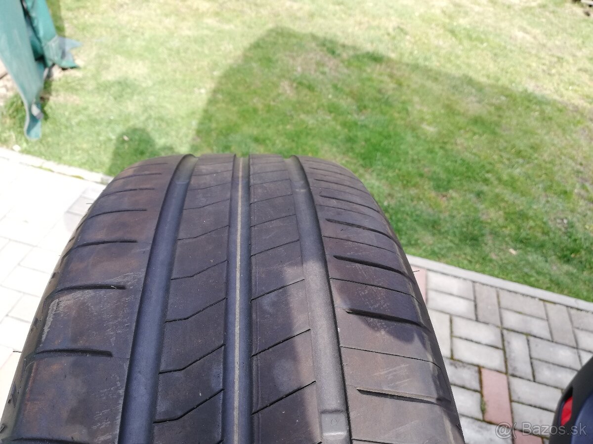 Bridgeston 215/55 R18 letné - 4
