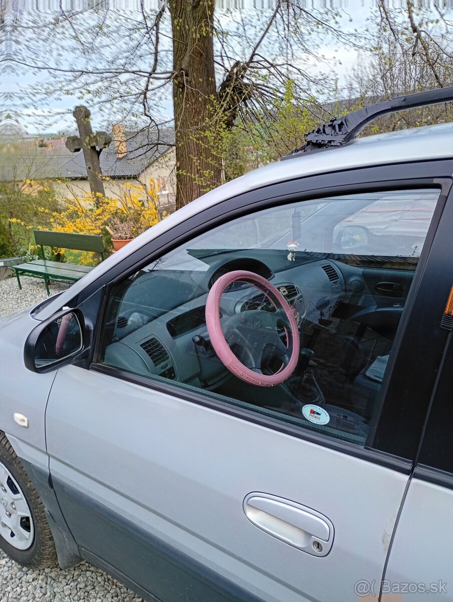 Predám Hyundai Matrix 1.6 - 4