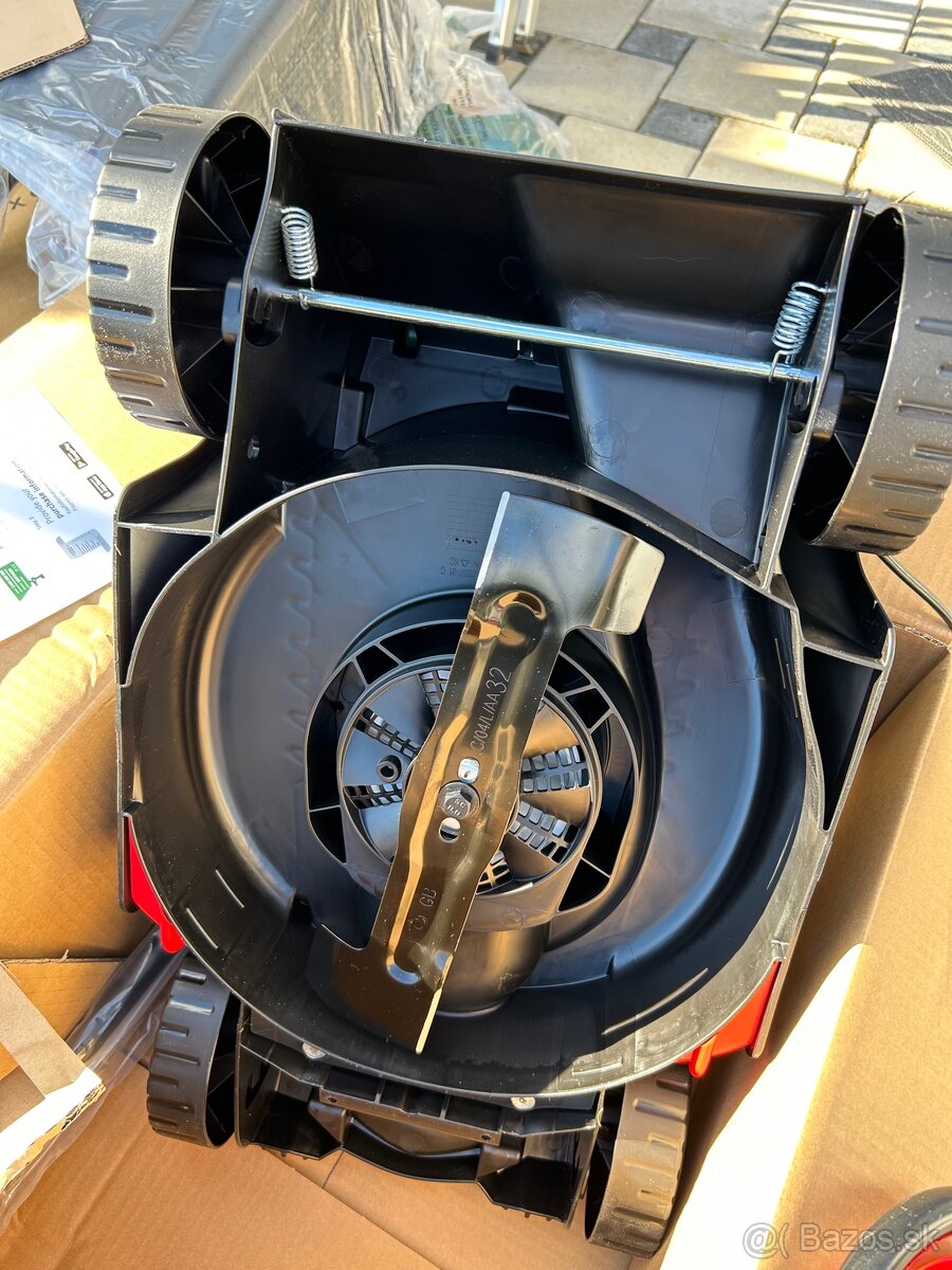 Kosačka BOSCH Easy rotak 32-235 - 4