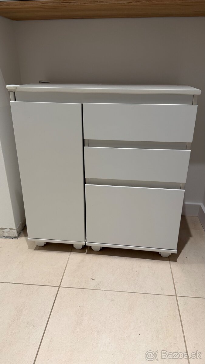 Elegantný výsuvný písací stôl - 4