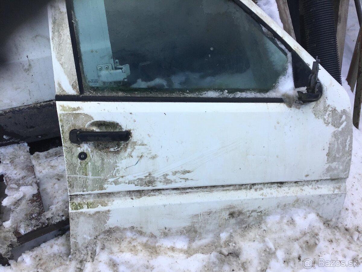 Nissan terrano 2 dielce na fotkách - 4