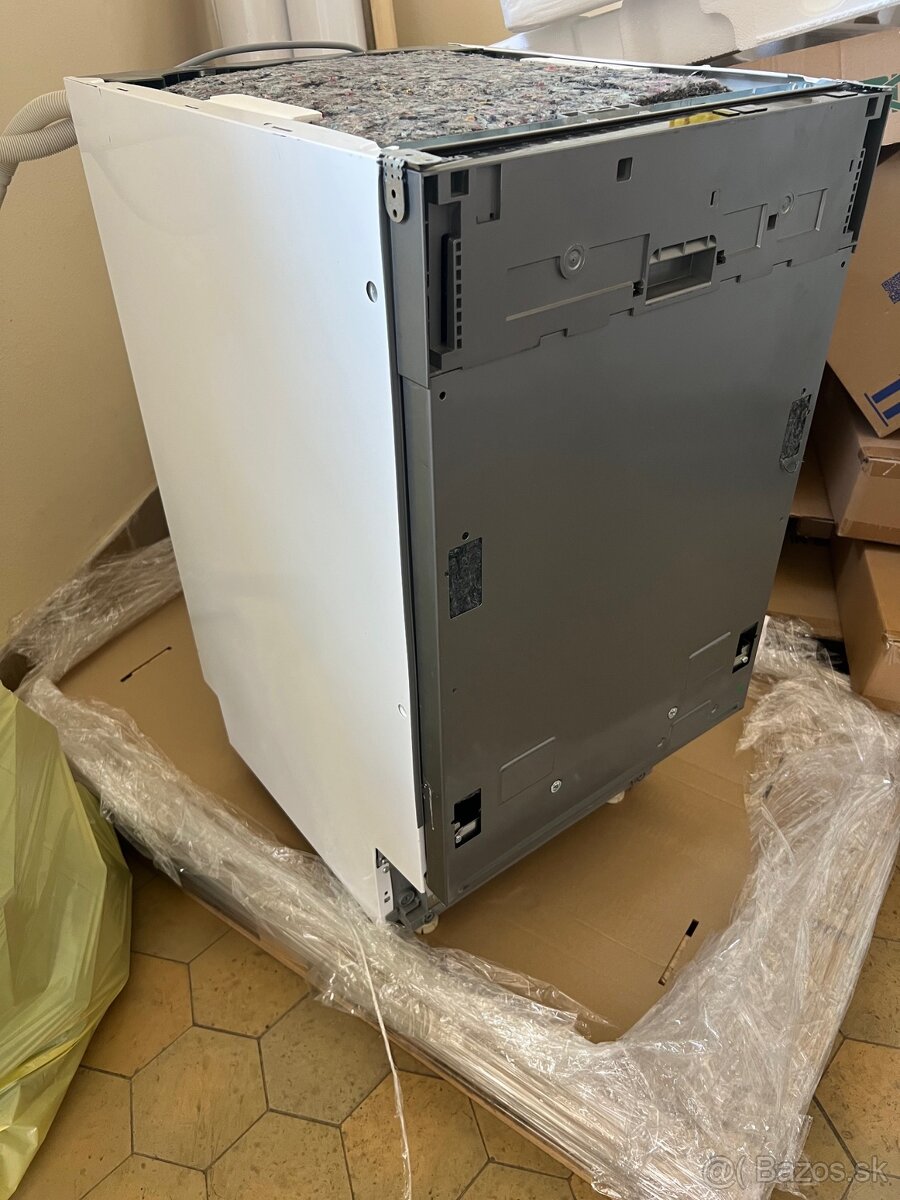 Predám vstavanú umývačku riadu Beko - 4