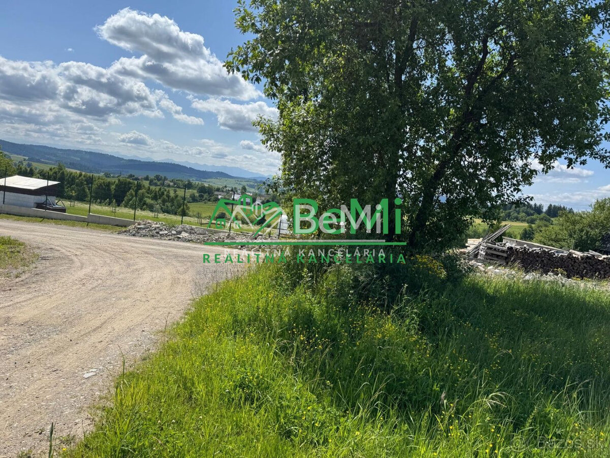 Krásny pozemok pre 2 rodinné domy v Oravskom Veselom - 4