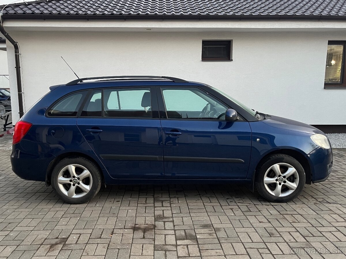 Skoda Fabia 1.4 Benzin Combi - 4