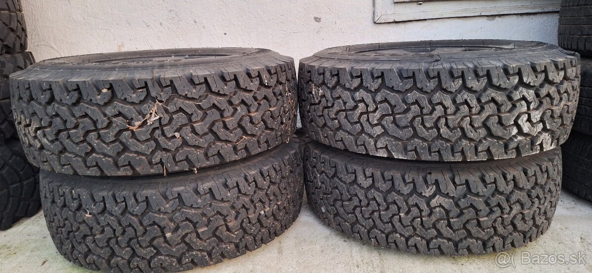 Pneumatiky 225/70 R15 - 4