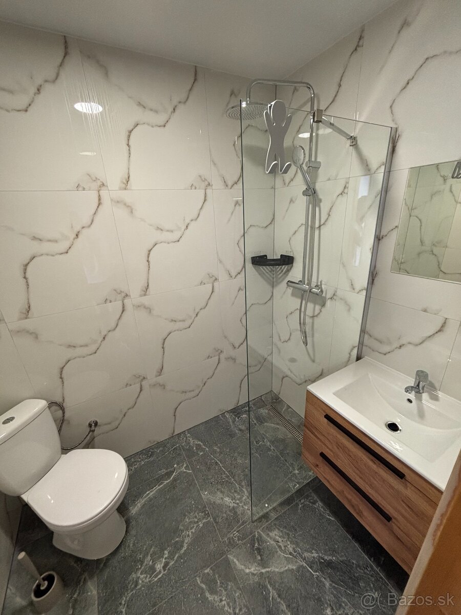 Prenájom garsonky / priestoru pre služby - 4