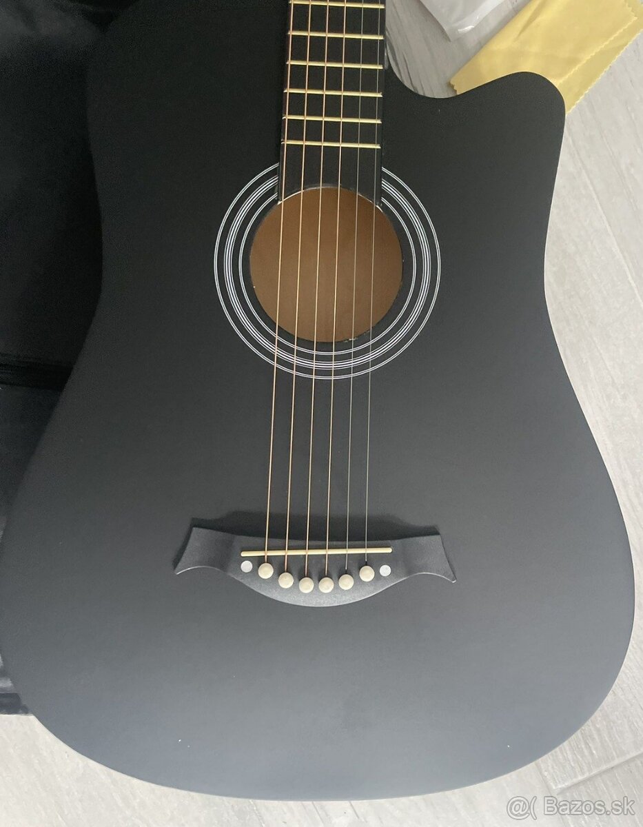 Nová akustická gitara so súpravou - 4