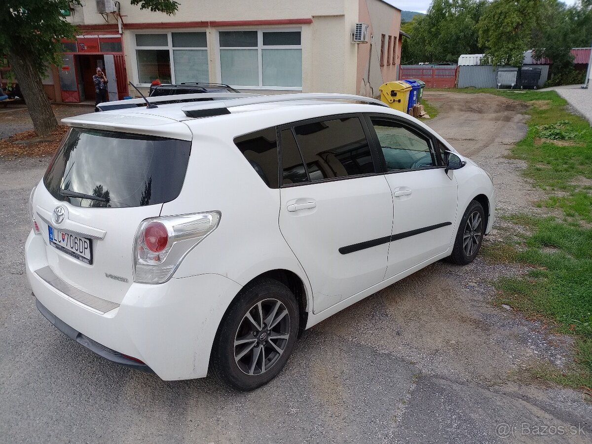Predam Vymením Toyota Verso - 4