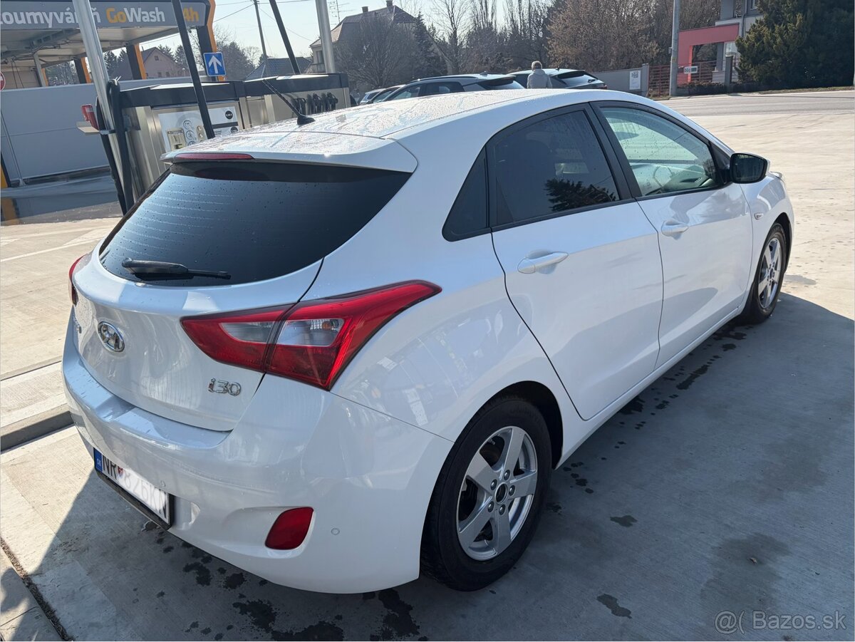 Predám Hyundai i30 - 4