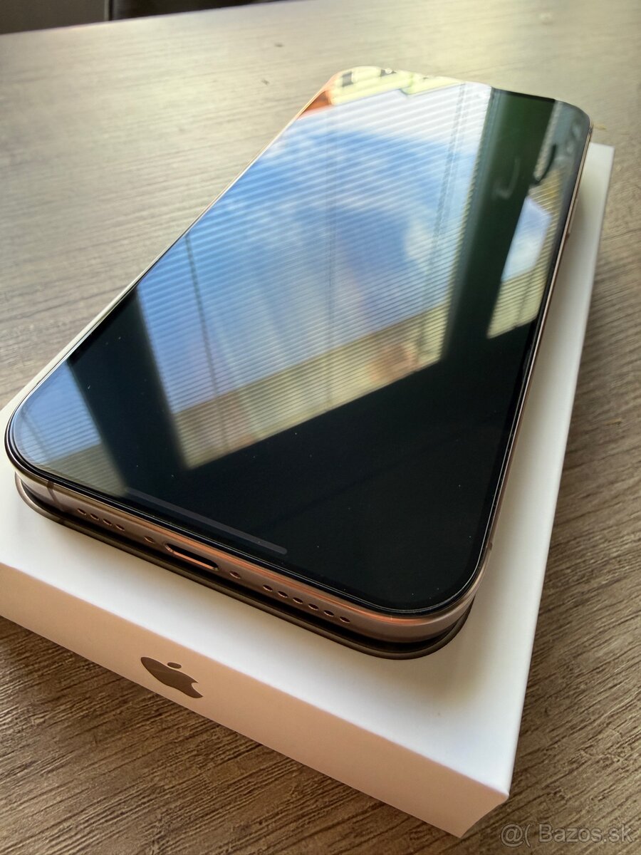 iPhone 16 Pro Max 256GB Desert Titanium - 4