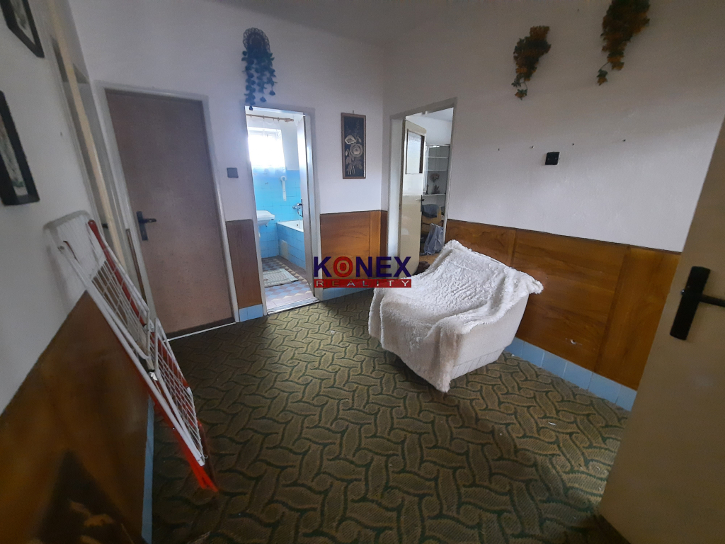 Poschodový rodinný dom na rekonštrukciu – NIŽNÝ HRUŠOV - 4