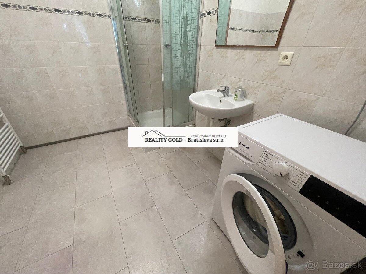 Ponúkame na predaj 3 izb. byt 93 m2 + terasa 11,5 m2 na Mic - 4