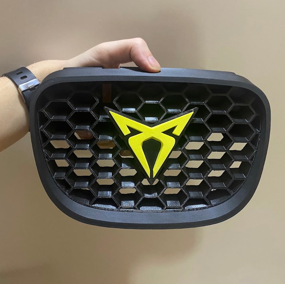 Seat Leon MK1 Cupra R stredná mriežka do masky - 4