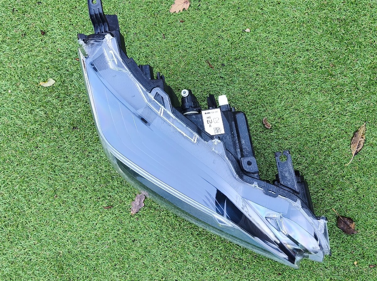 Svetlo Toyota Yaris Cross - 4