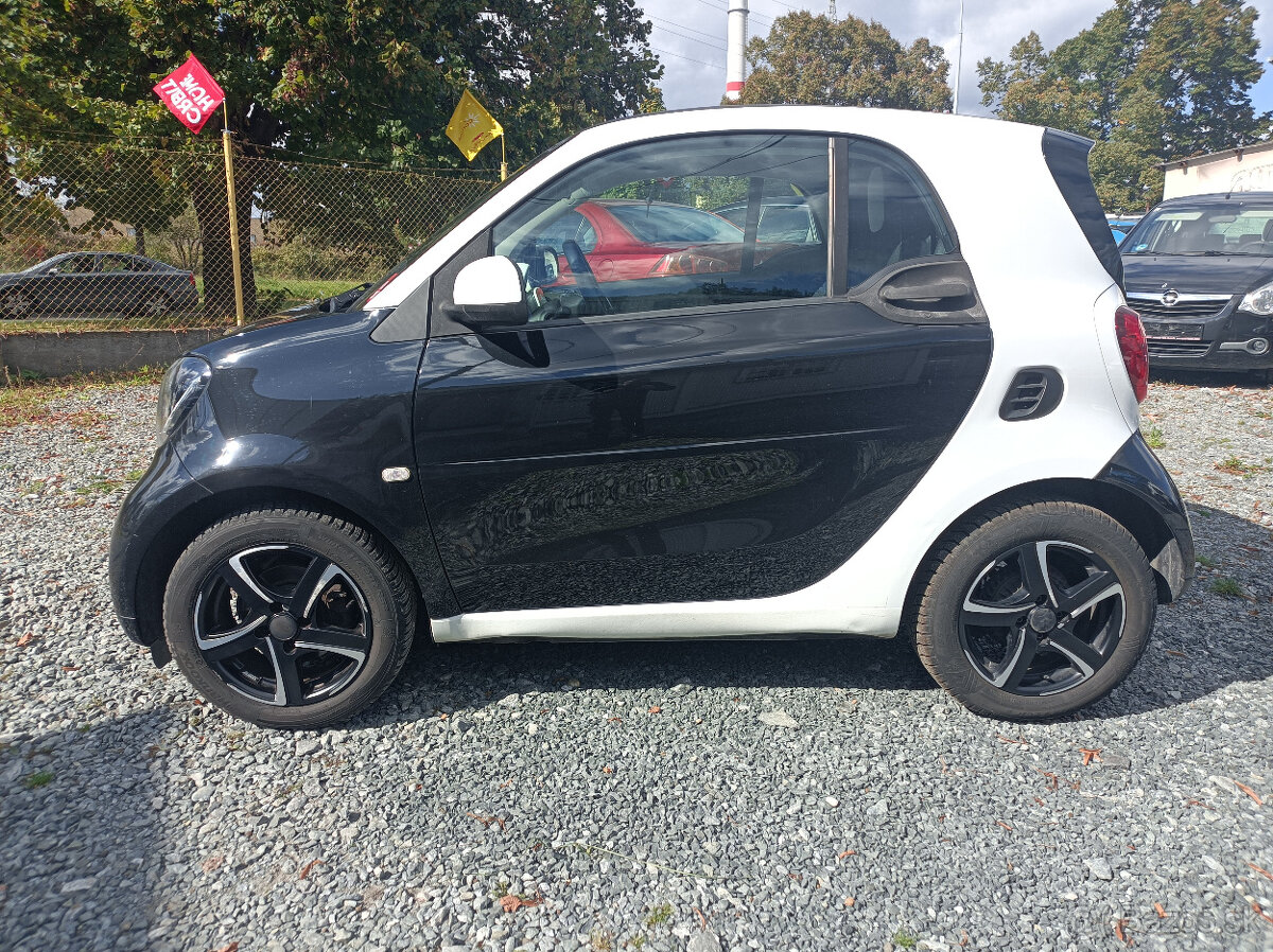 Smart Fortwo, 1.0-52KW,r.14,manuál,klima - 4