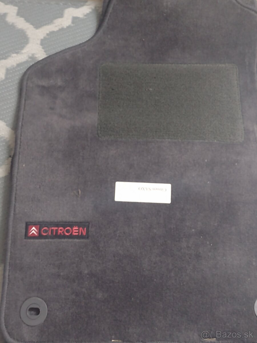 Predám koberec do auta - 4