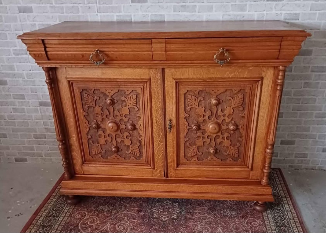 Starožitný nabytok - 4