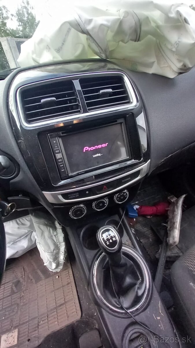 Mitsubishi ASX 1.6i 86kW man r.v.2014 - 4