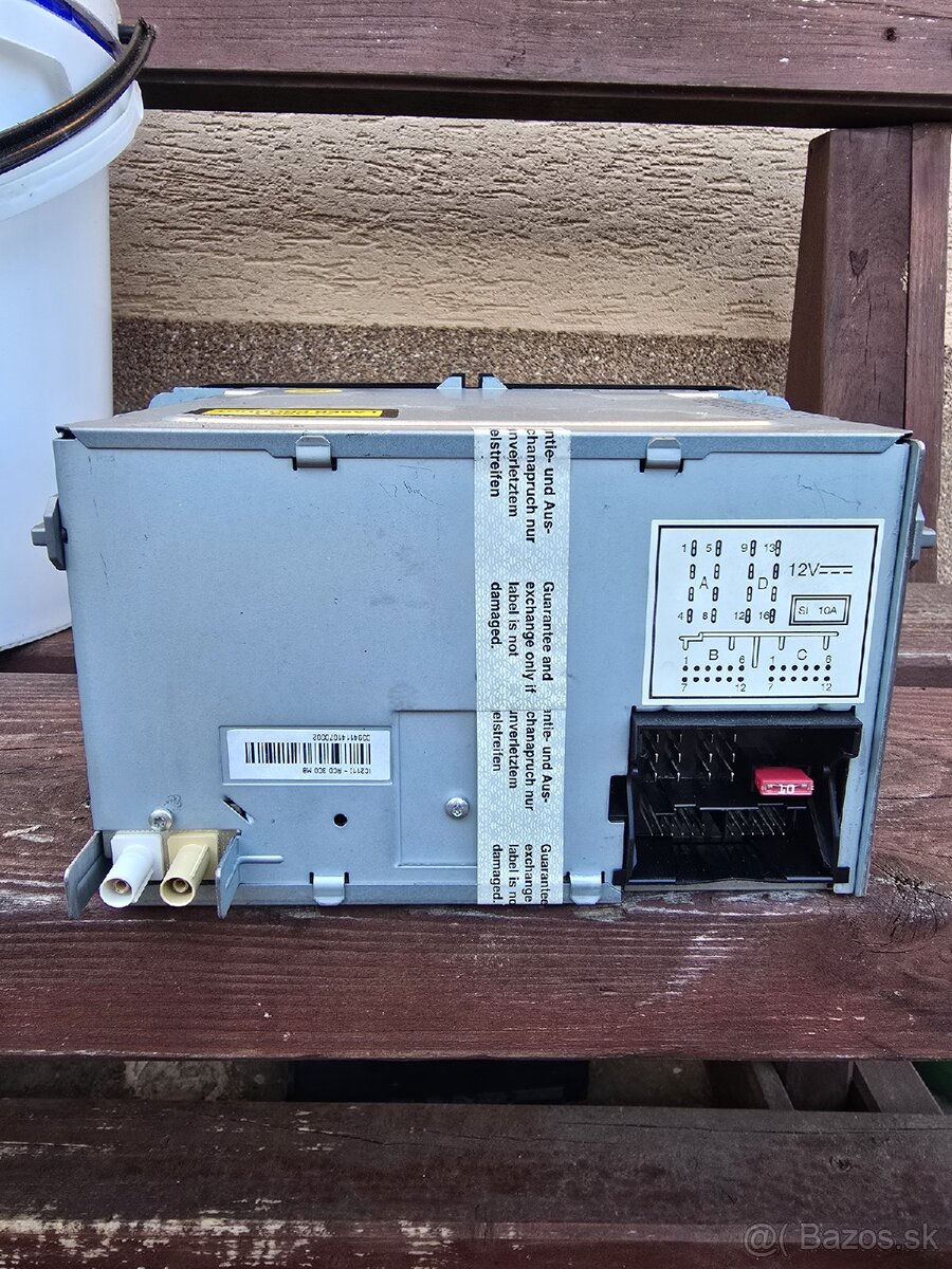 RCD300 autorádio - 4